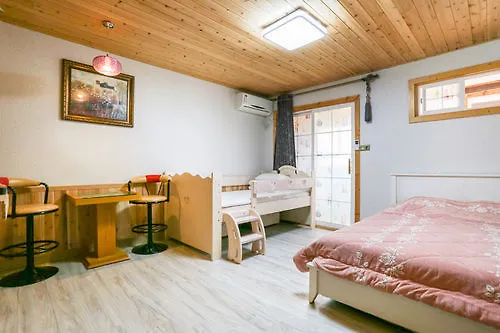 Flama Jeju Pension Jižní Korea