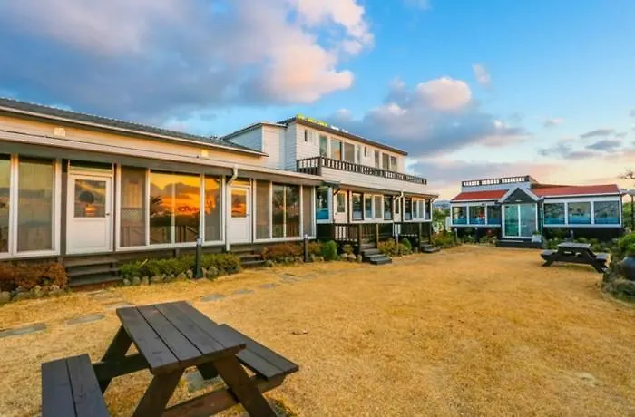 Flama Jeju Pension