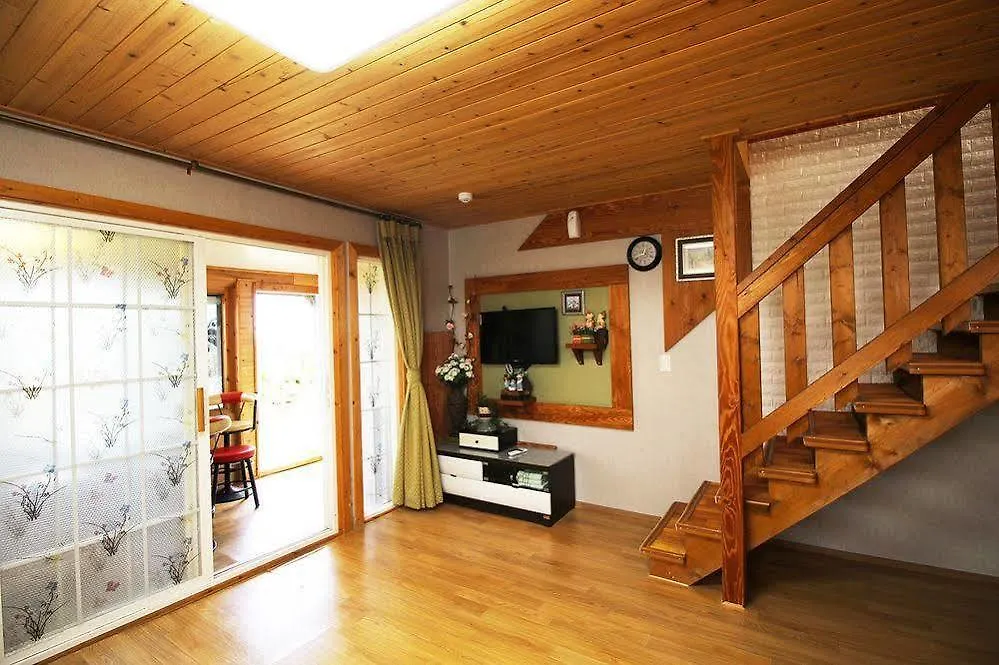 Flama Jeju Pension Prázdninový dům