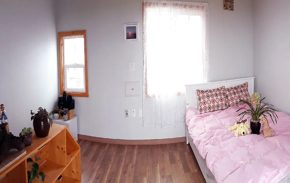 Holiday home Flama Jeju Pension